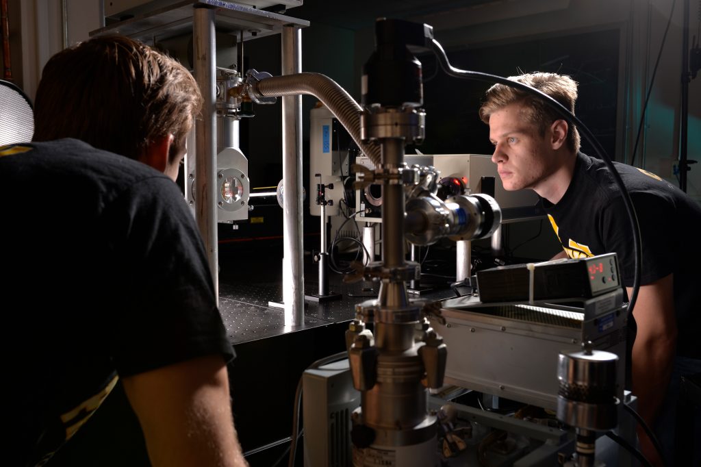 TLU_1341_PhysicsLab